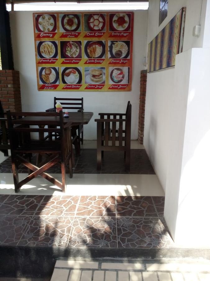 Izaac'S Bed & Breakfast ロヴィーナ エクステリア 写真